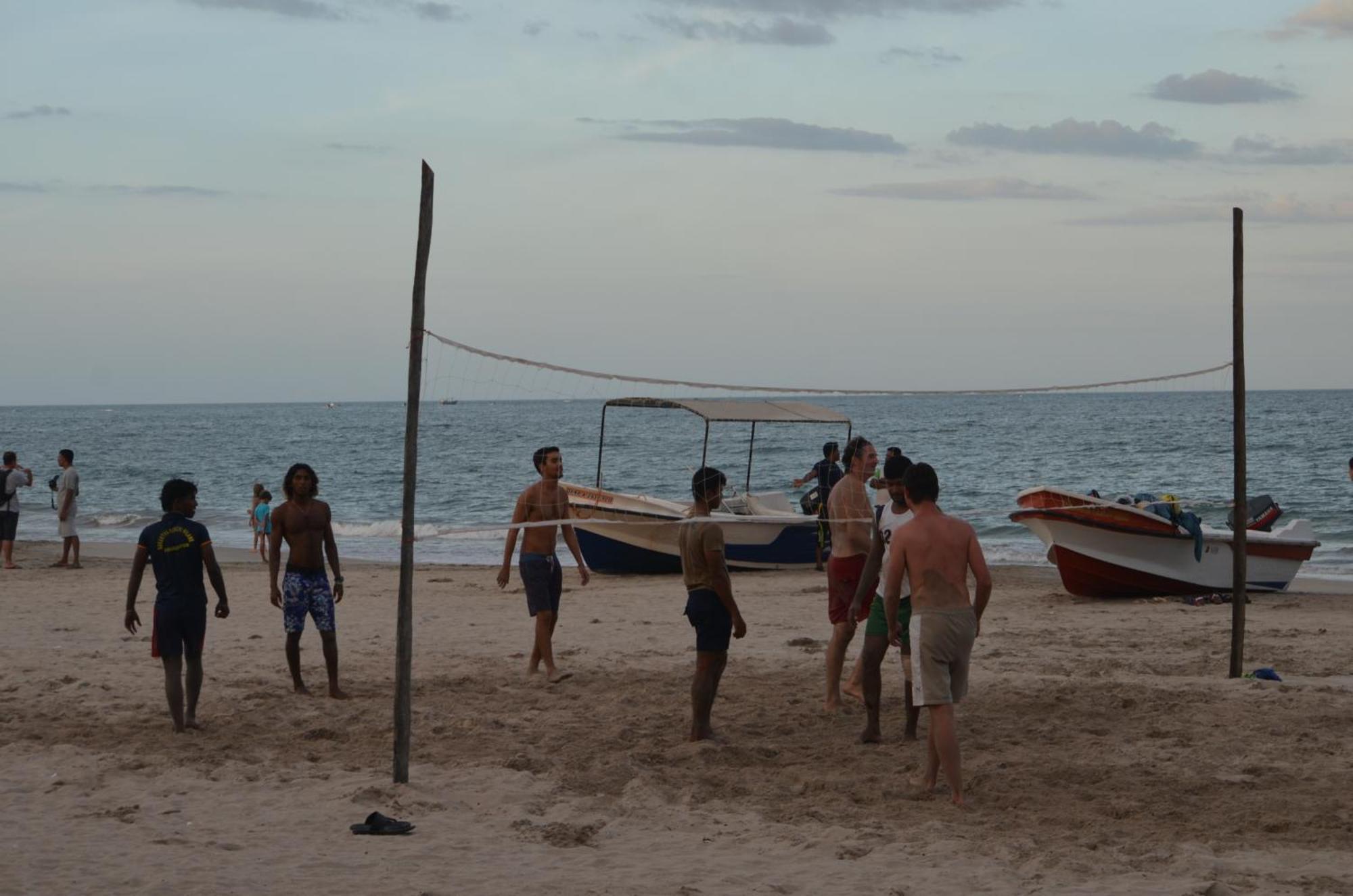 Silver Beach Hotel Trincomalee Exterior foto