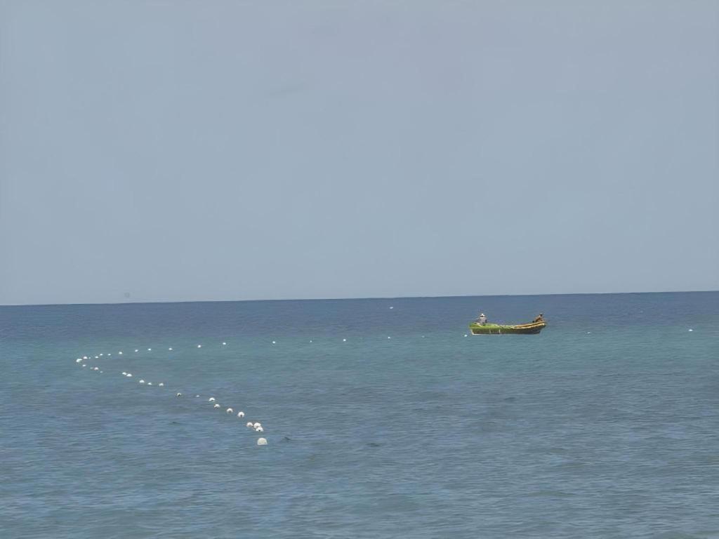 Silver Beach Hotel Trincomalee Exterior foto